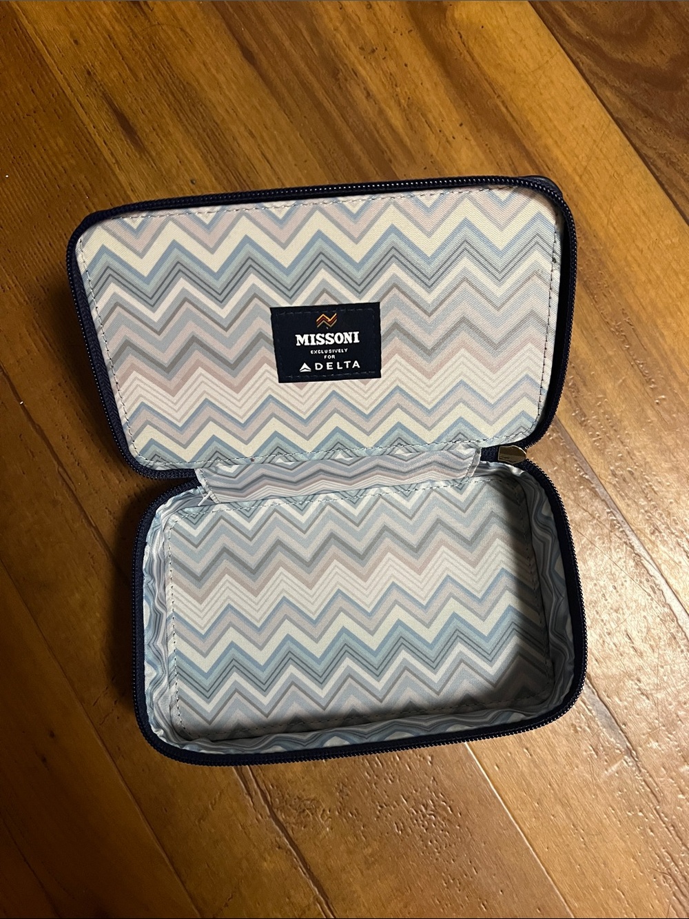 Missoni cosmetic travel zipper case for delta airlines color blue